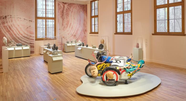 ᐆᒻᒪᖁᑎᒃ uummaqutik: essence of life at the Montreal Museum of Fine Arts. Photo MMFA, Jean-François Brière